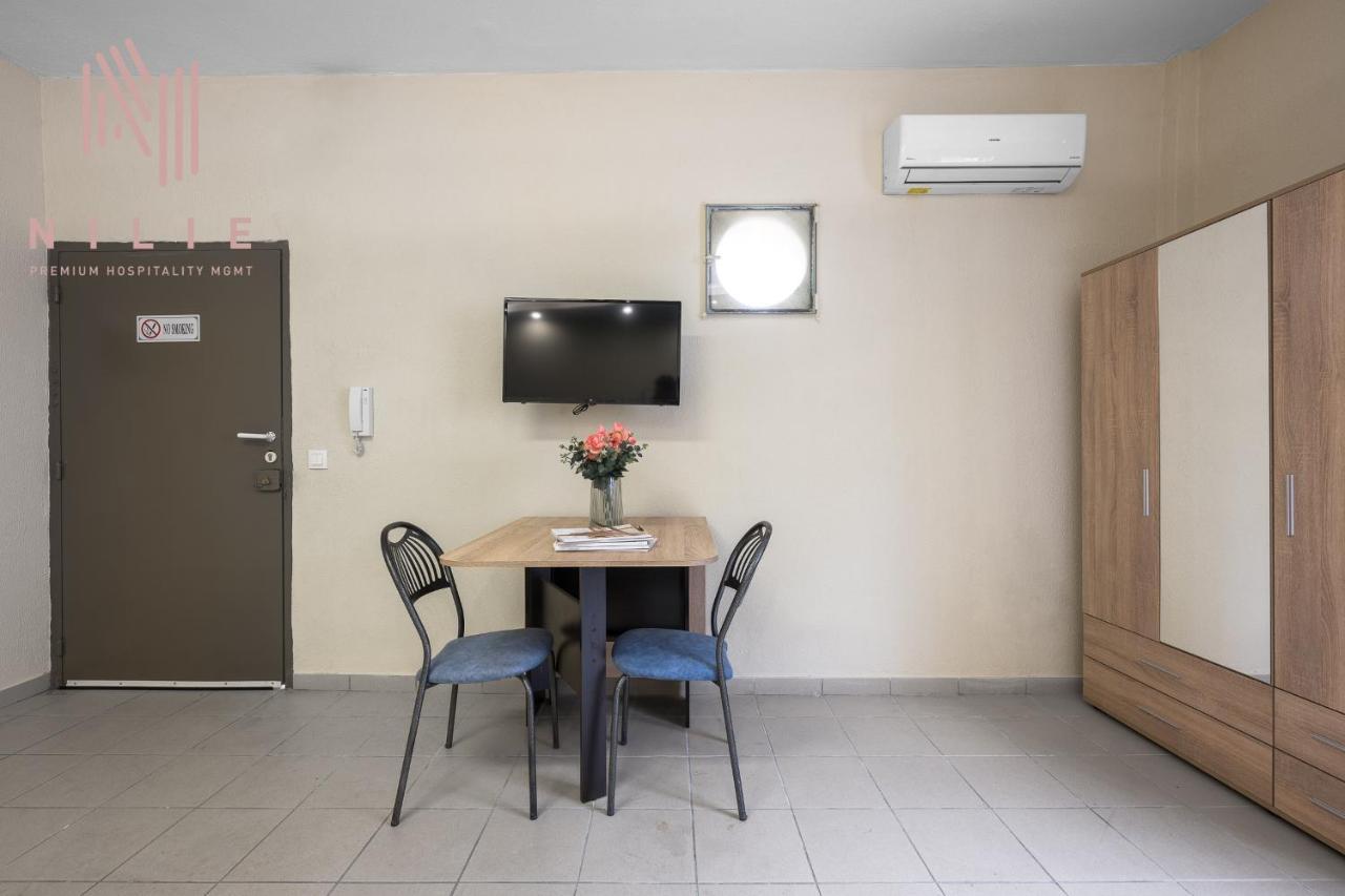Bauhaus Apartment Солун Екстериор снимка